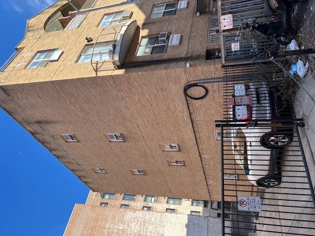 4169 Summit Court, New York