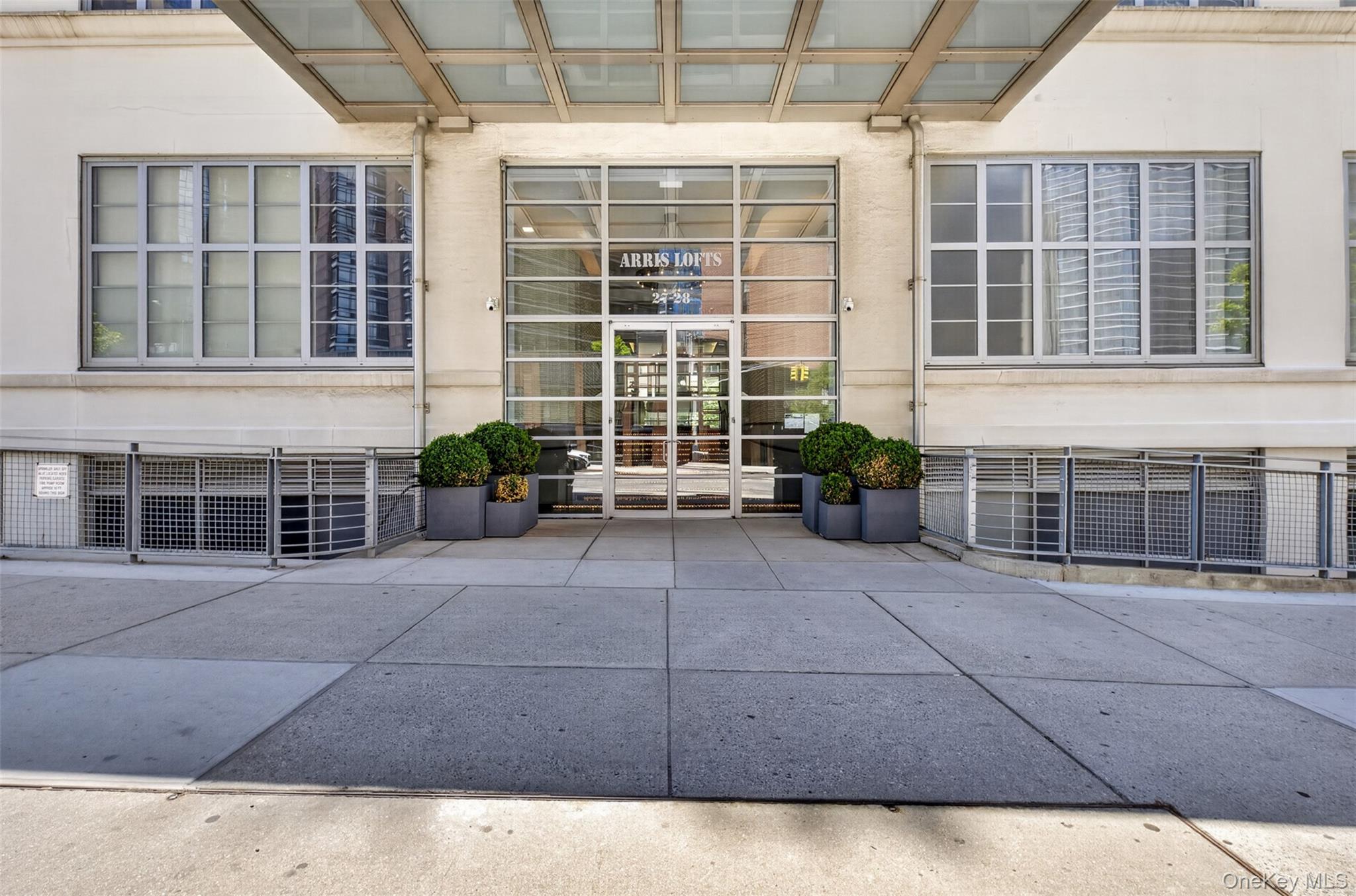 27-28 Thomson Avenue, New York