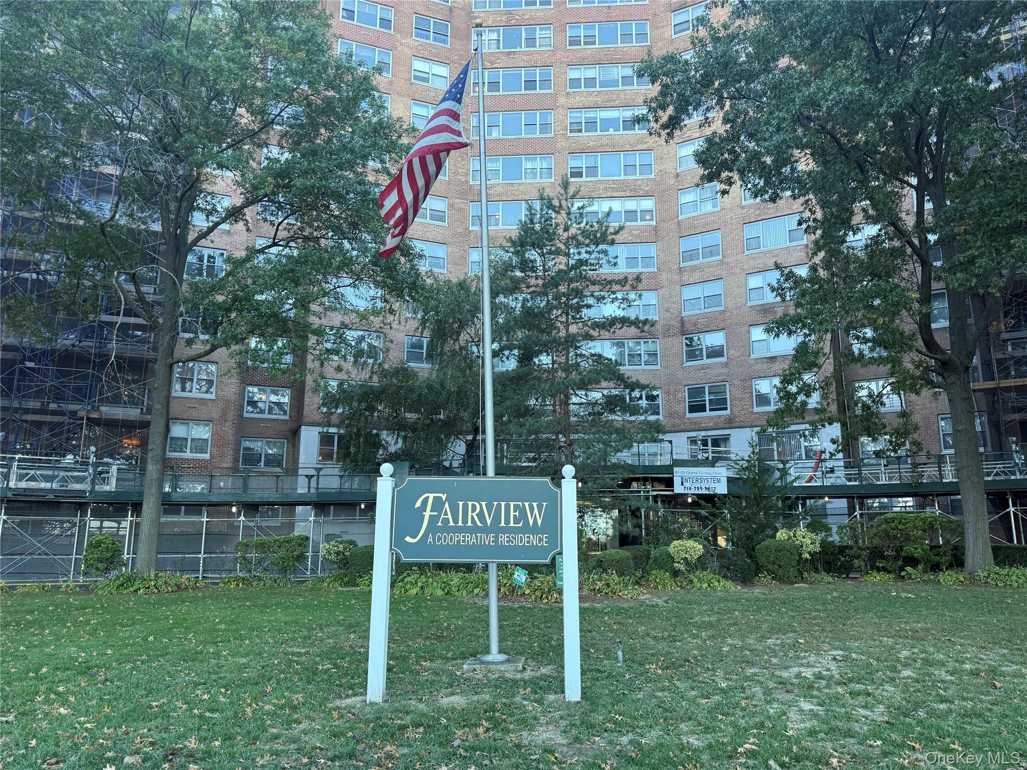61-20 Grand Central Parkway Unit B1501, Forest Hills NY 11375