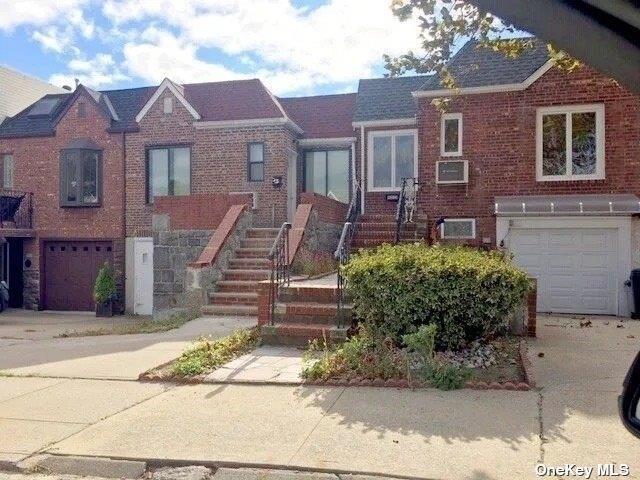68-12 60th Road, Maspeth NY 11378