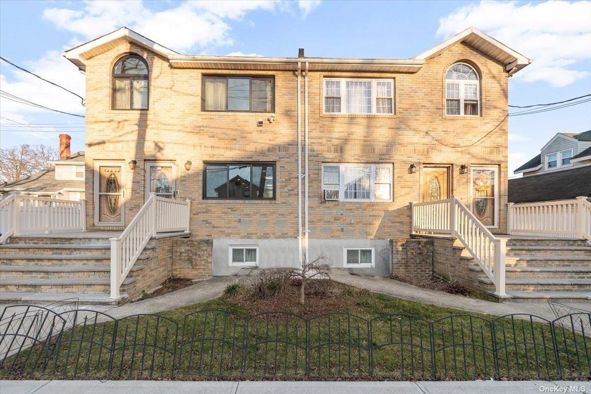 142-25 Latham Lane, Jamaica NY 11434