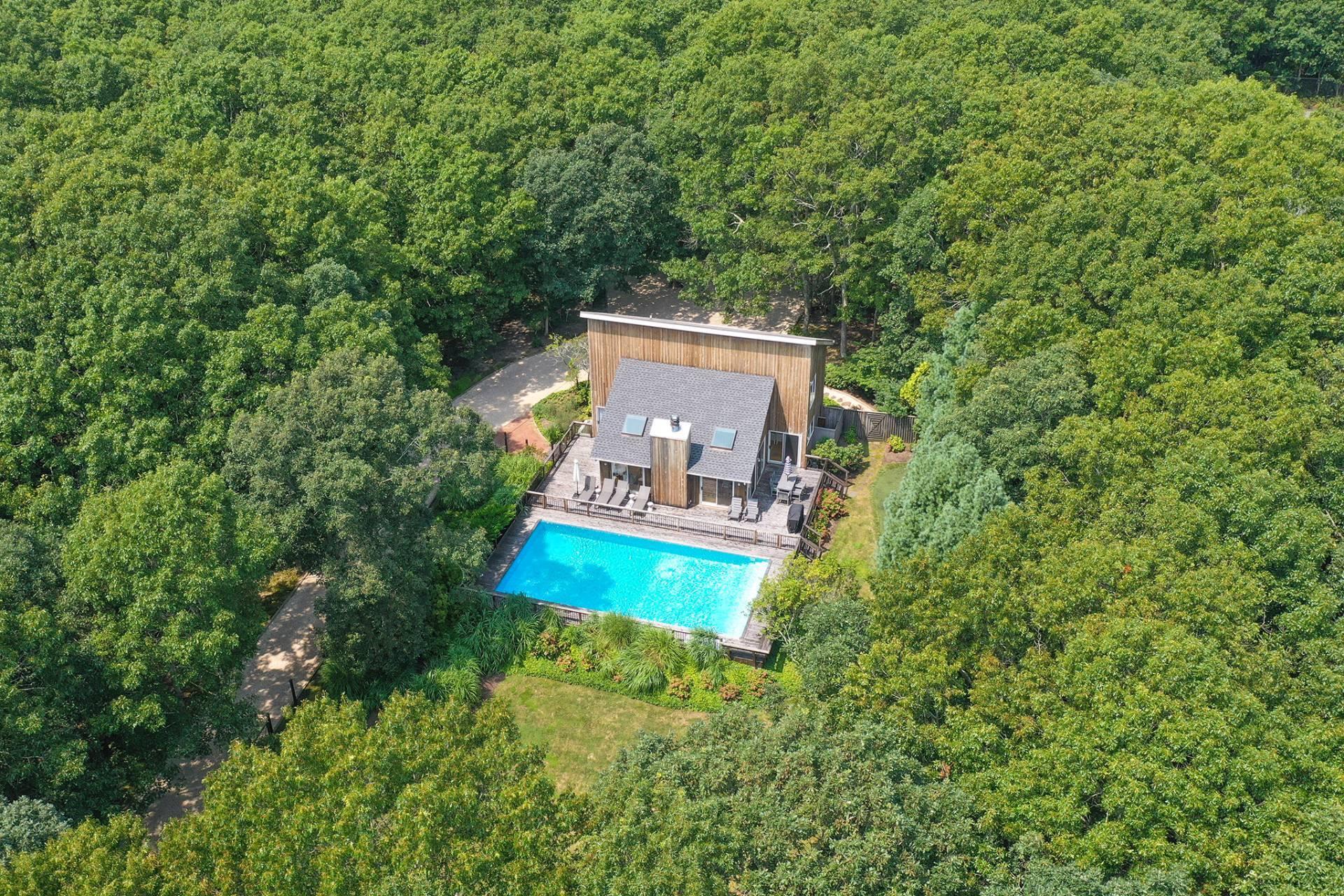 156 Merchants Path, Sagaponack NY 11962
