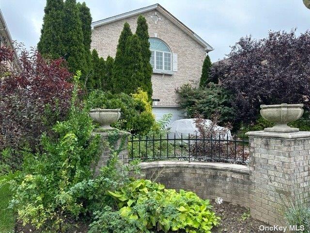 150-123 Powells Cove Boulevard, Whitestone NY 11357