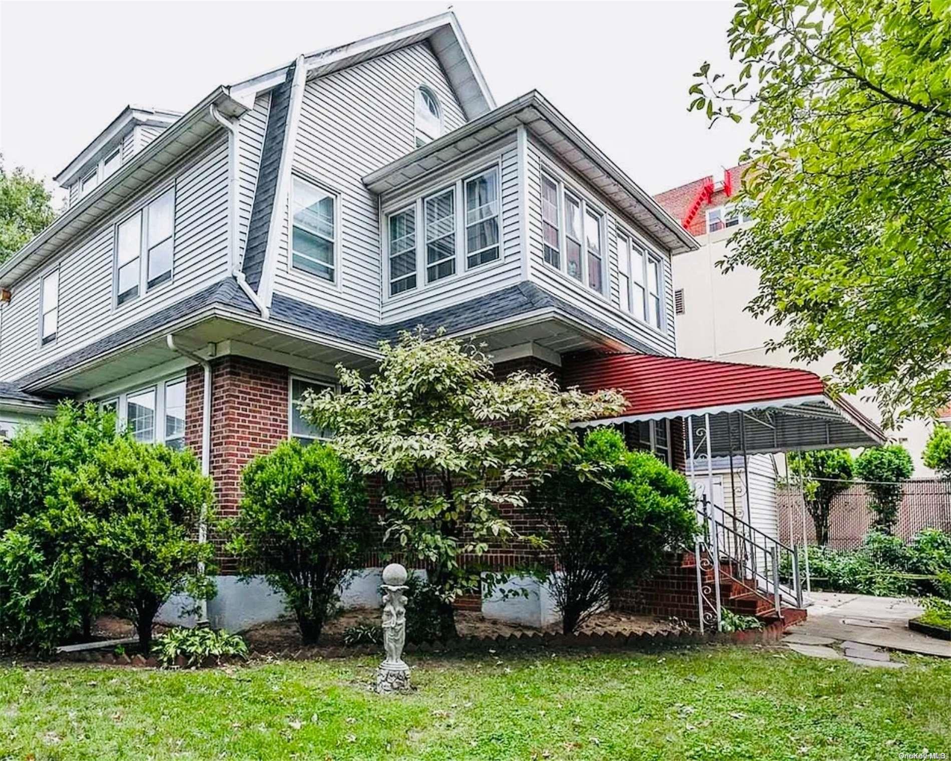 33-02 Parsons Boulevard, Flushing NY 11354
