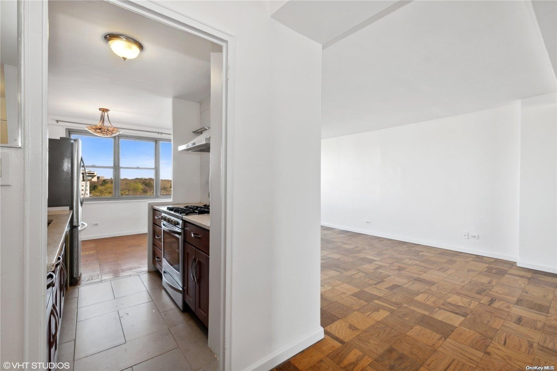 61-20 Grand Central Parkway Unit B807, Forest Hills NY 11375