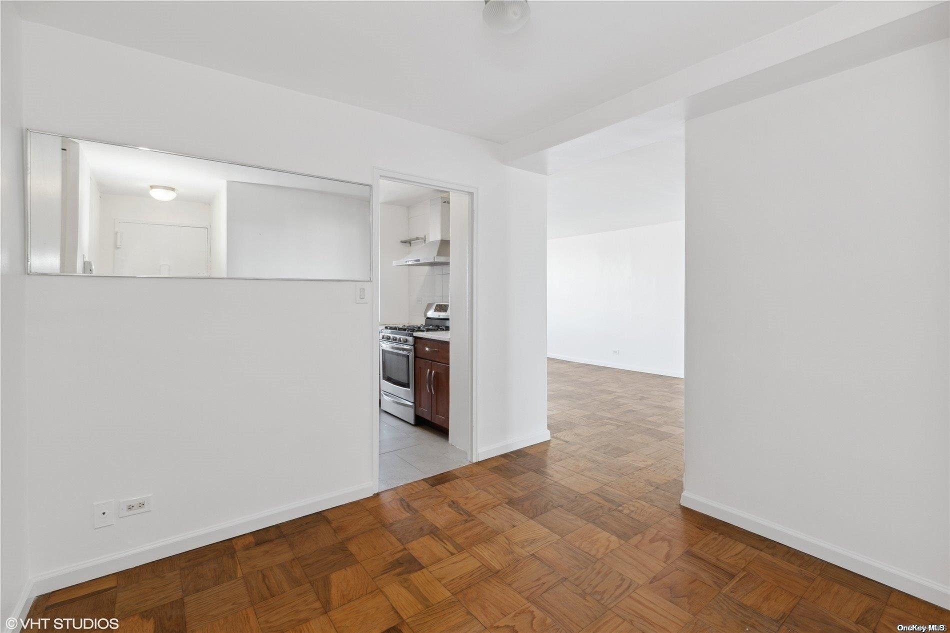 61-20 Grand Central Parkway Unit B807, Forest Hills NY 11375