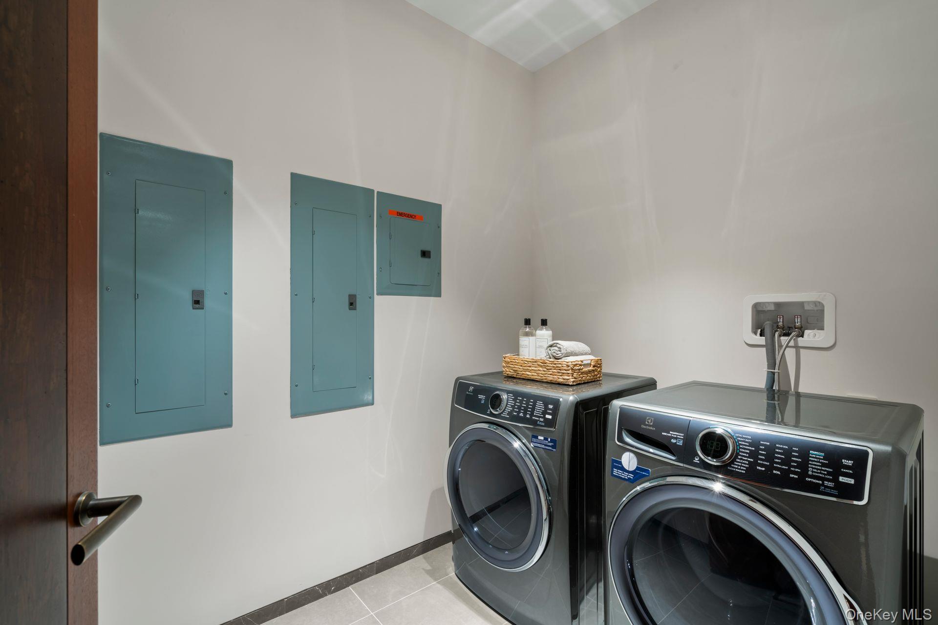 730 5th Avenue Unit 17B, Manhattan NY 10019