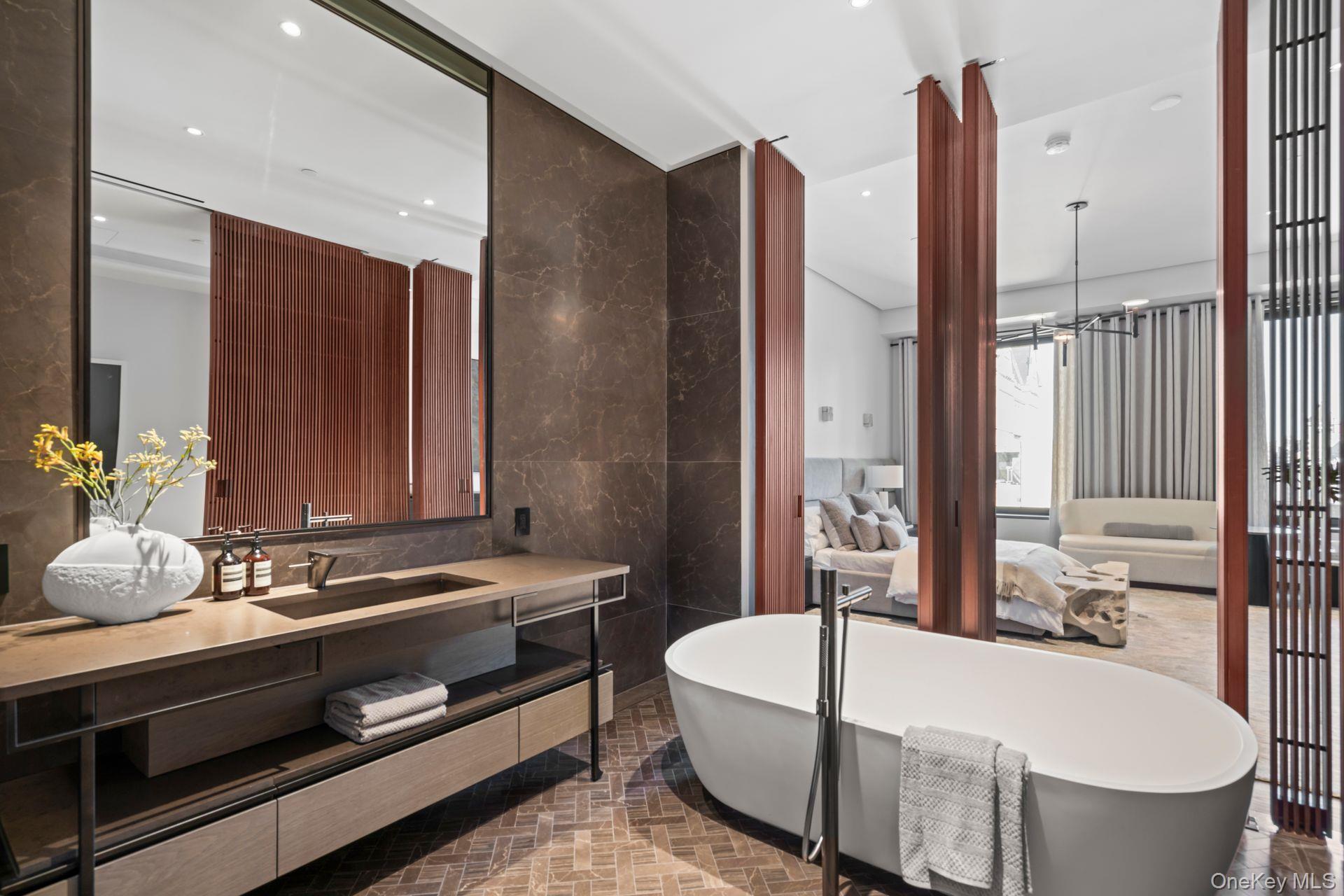 730 5th Avenue Unit 17B, Manhattan NY 10019