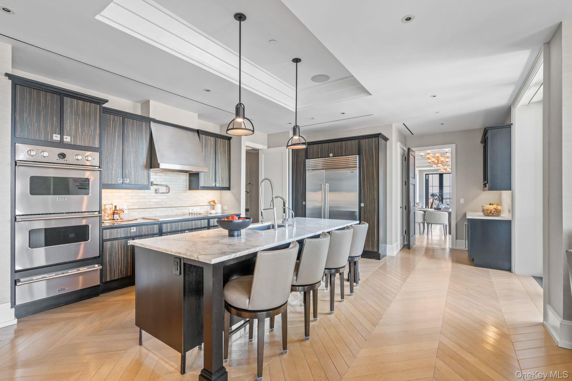 212 W 18th Street Unit PH2, Manhattan NY 10011