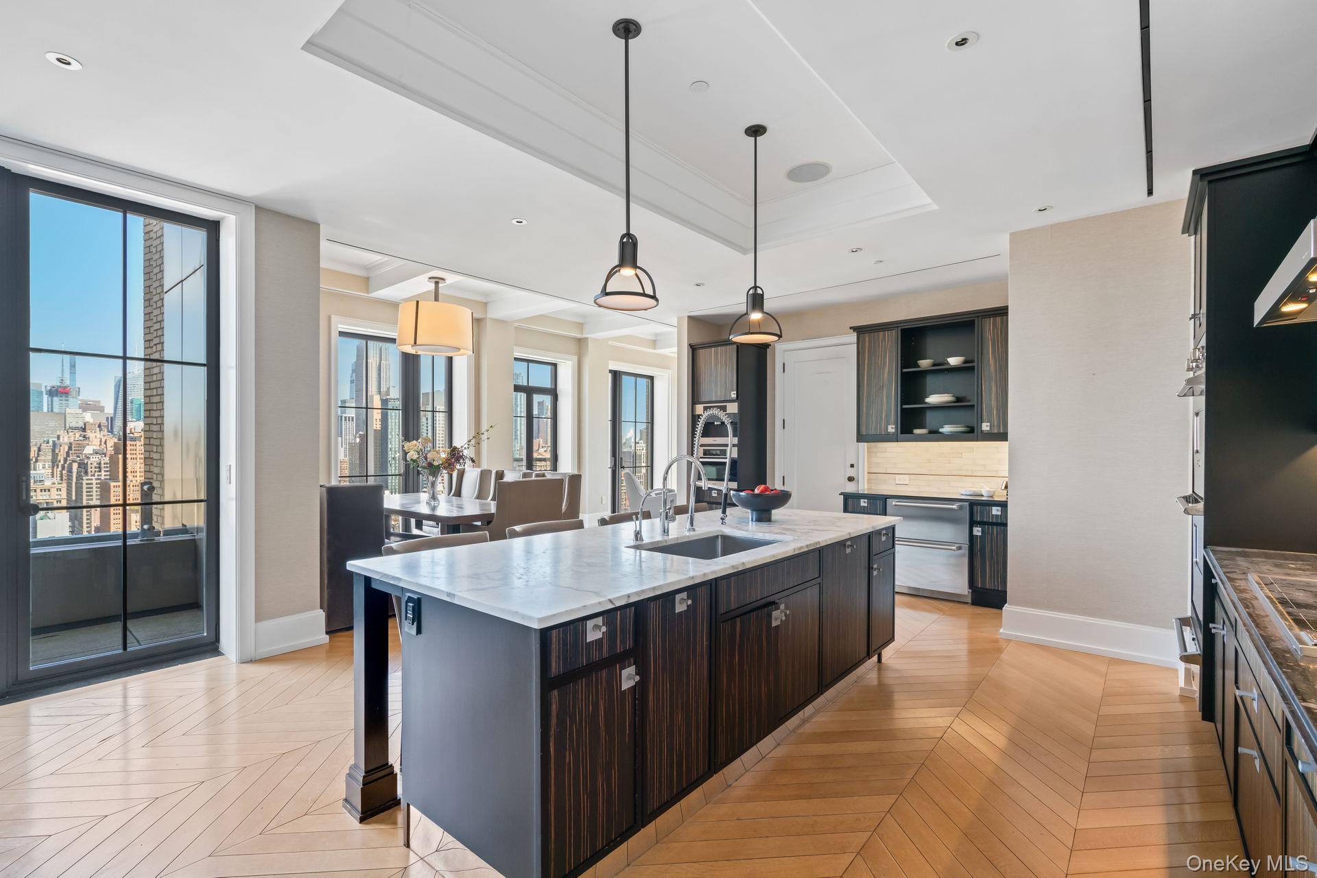 212 W 18th Street Unit PH2, Manhattan NY 10011