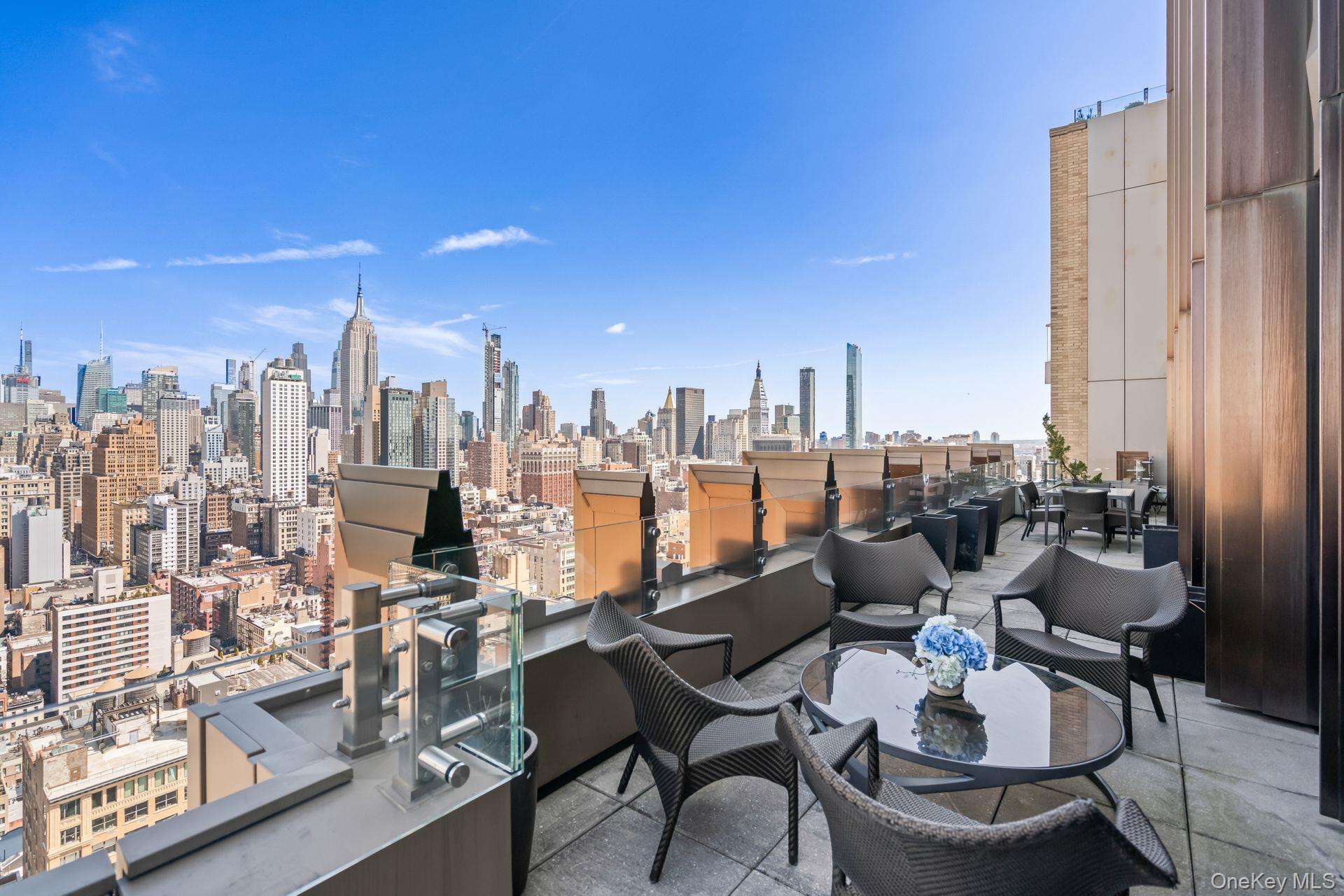 212 W 18th Street Unit PH2, Manhattan NY 10011