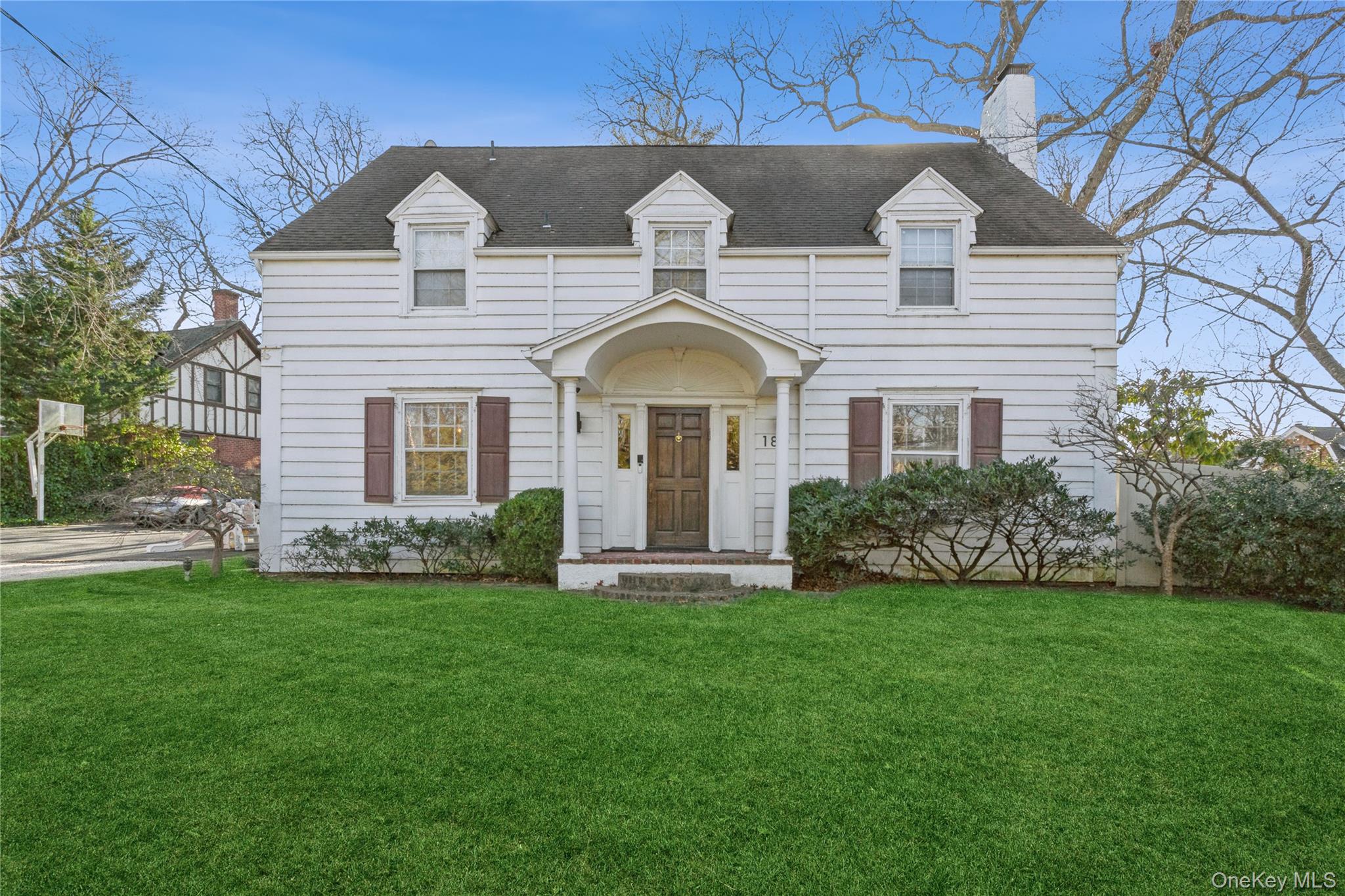 180 Longwood Crossing, Lawrence NY 11559