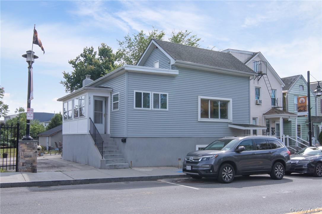 212 Beekman Avenue, Sleepy Hollow NY 10591