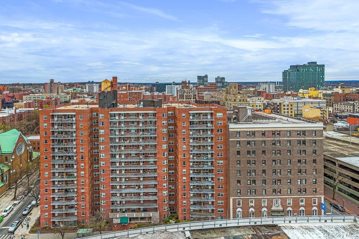 89-15 Parsons Boulevard Unit 11D, Jamaica NY 11432
