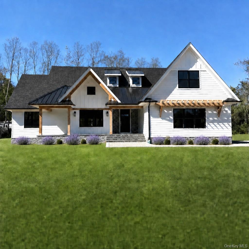 33 Lagoon Court, South Jamesport NY 11901