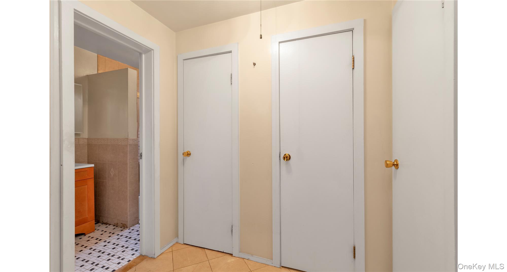 160-15 Powells  Cove Boulevard Unit D203, Beechhurst NY 11357