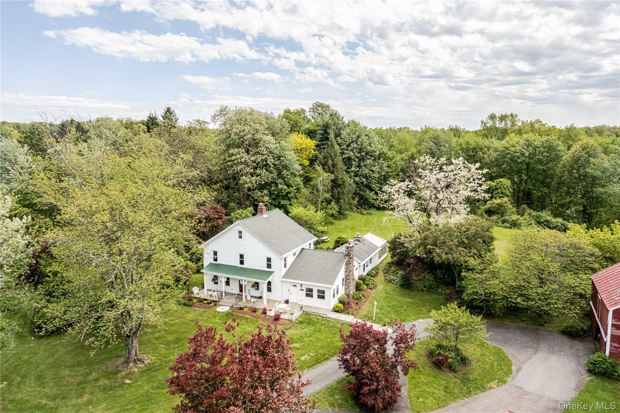 2295 State Route 32 S, New Paltz NY 12561