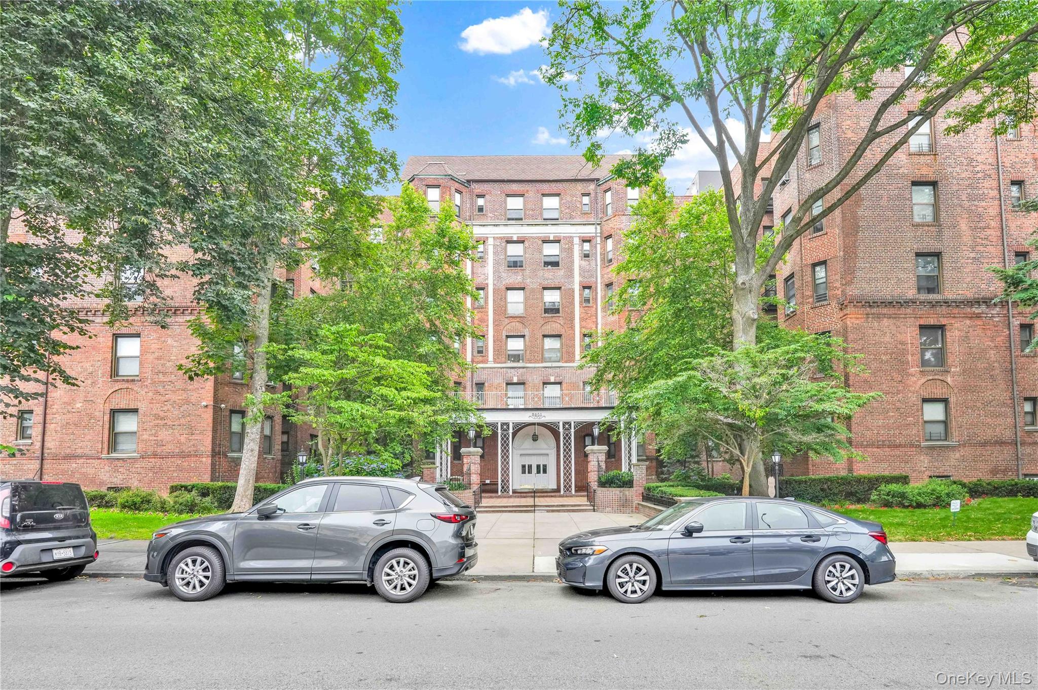 84-51 Beverly Road Unit 5P, Kew Gardens NY 11415