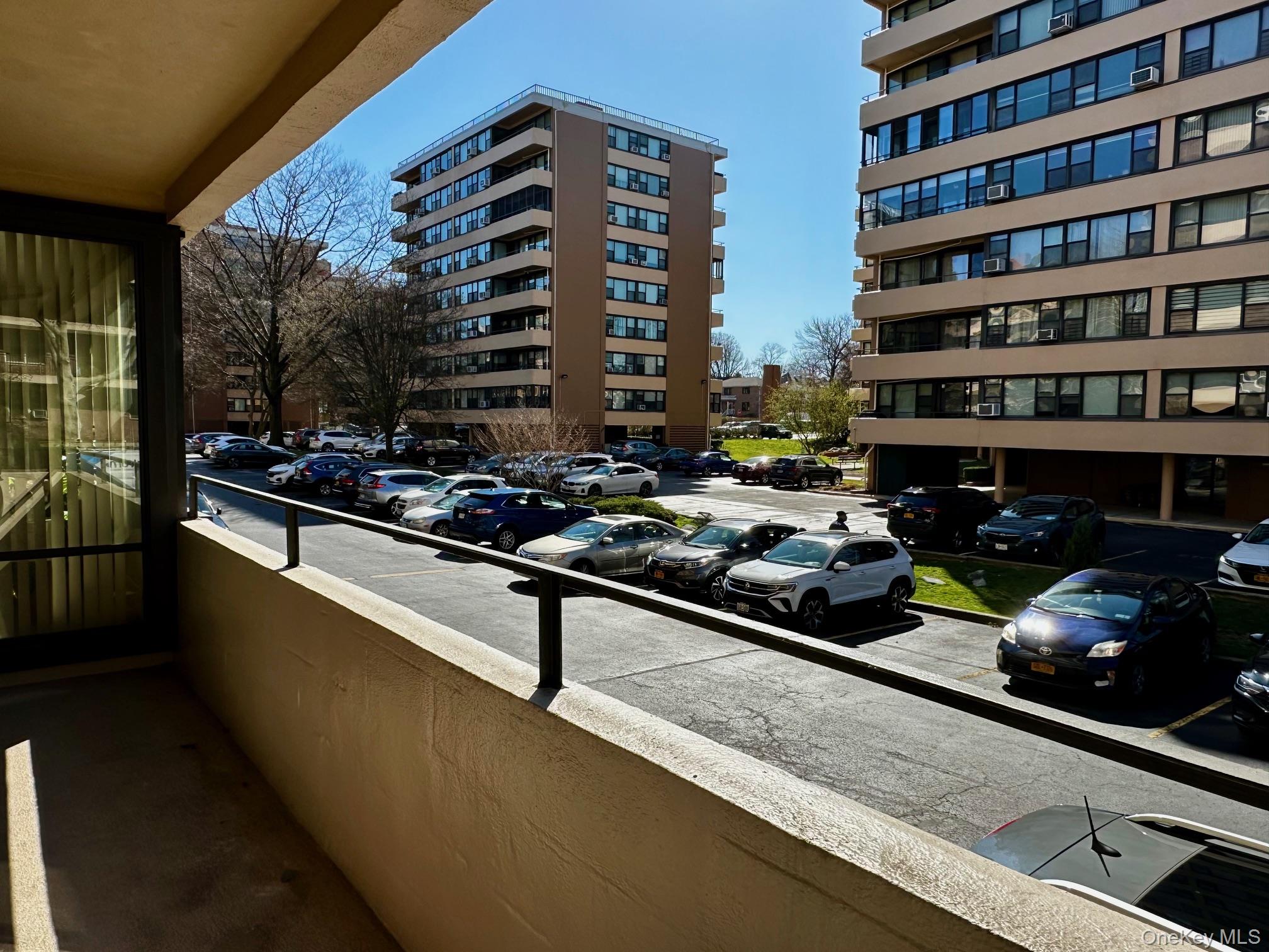 162-30 Powells Cove Boulevard Unit 2D, Beechhurst NY 11357