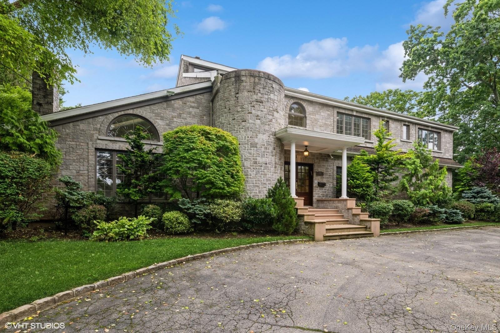 835 Barberry Lane, Woodsburgh NY 11598
