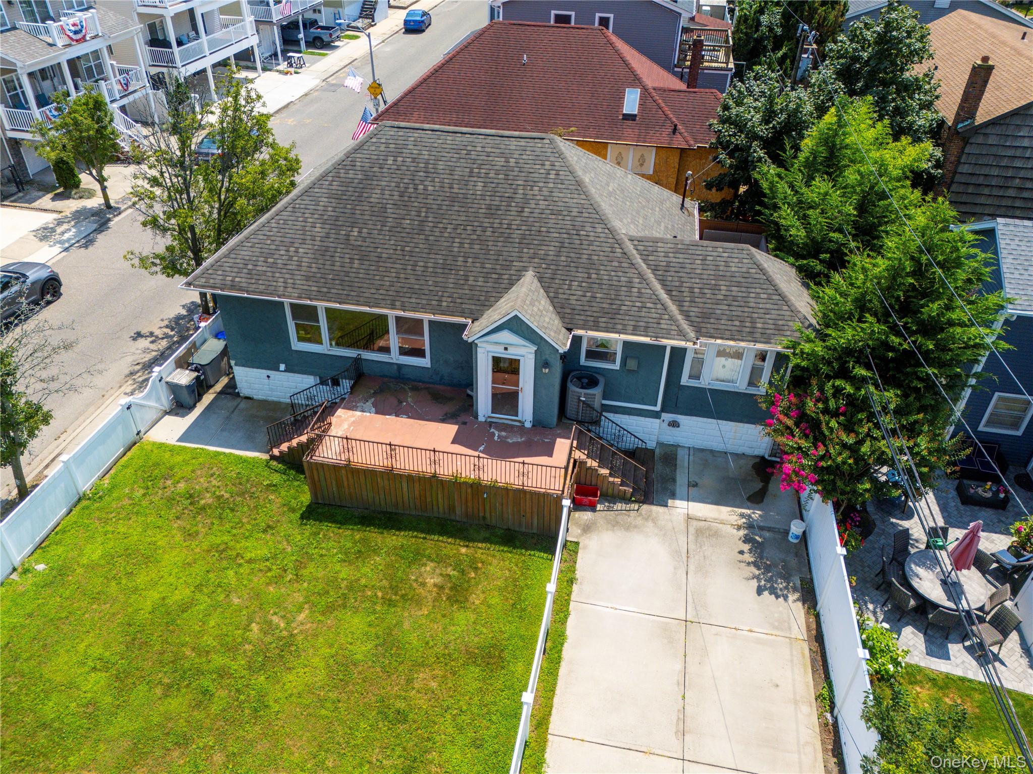 49 Barnes Street, Long Beach NY 11561