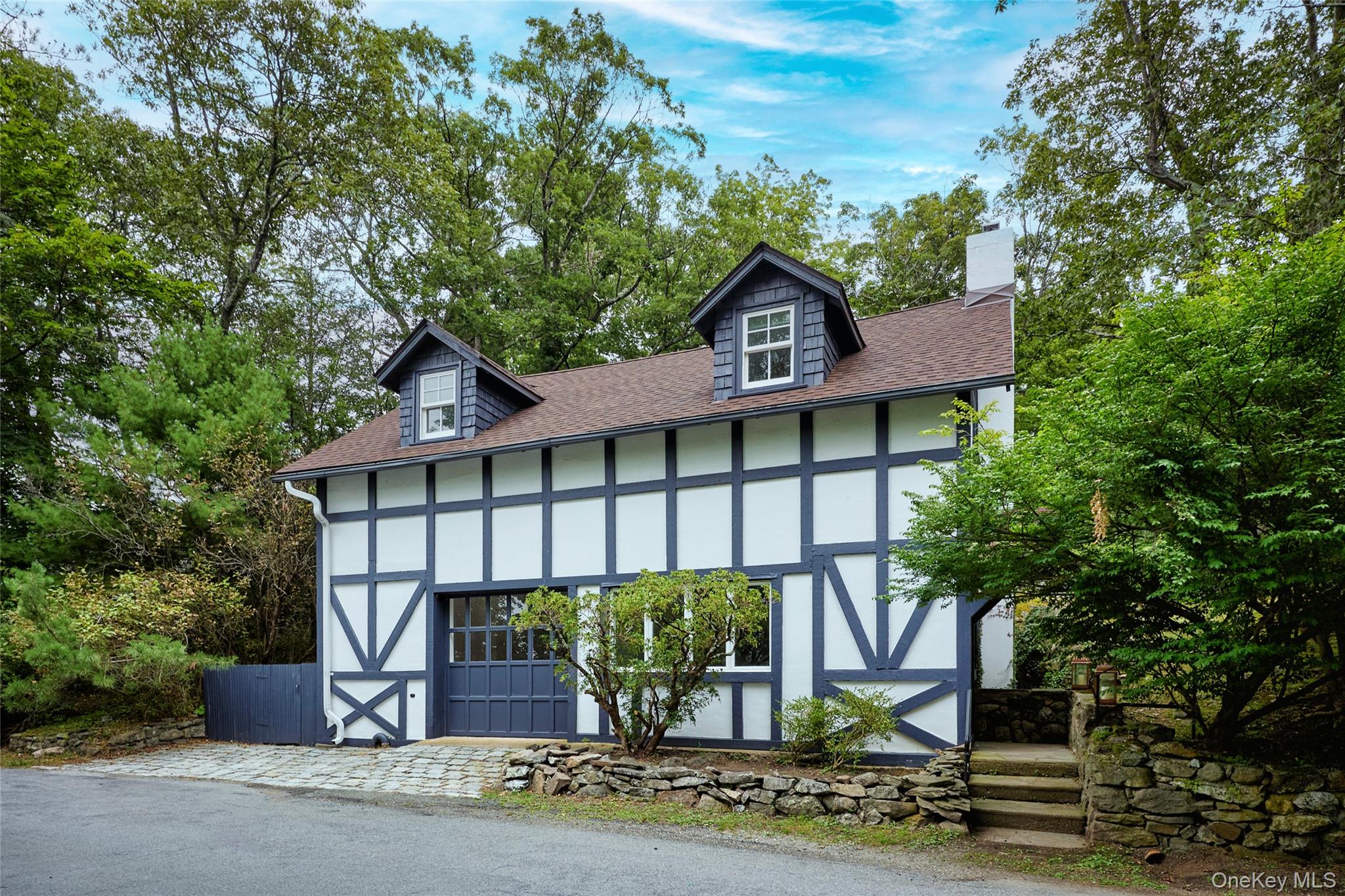93 Circuit Road, Tuxedo Park NY 10987