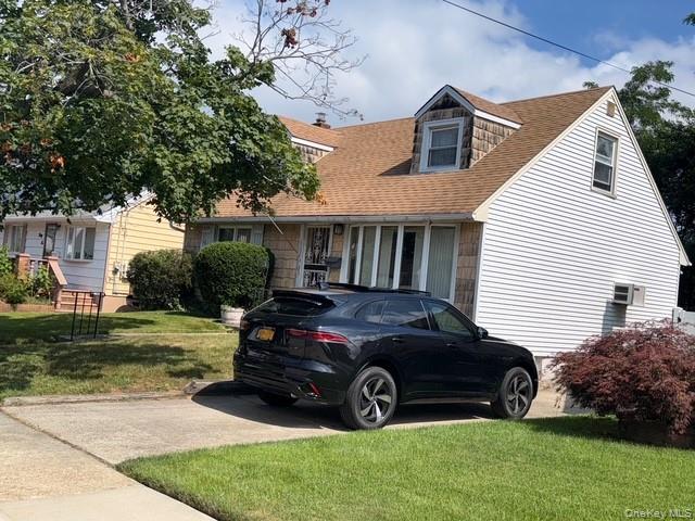 35 Marlow Road, Valley Stream NY 11580