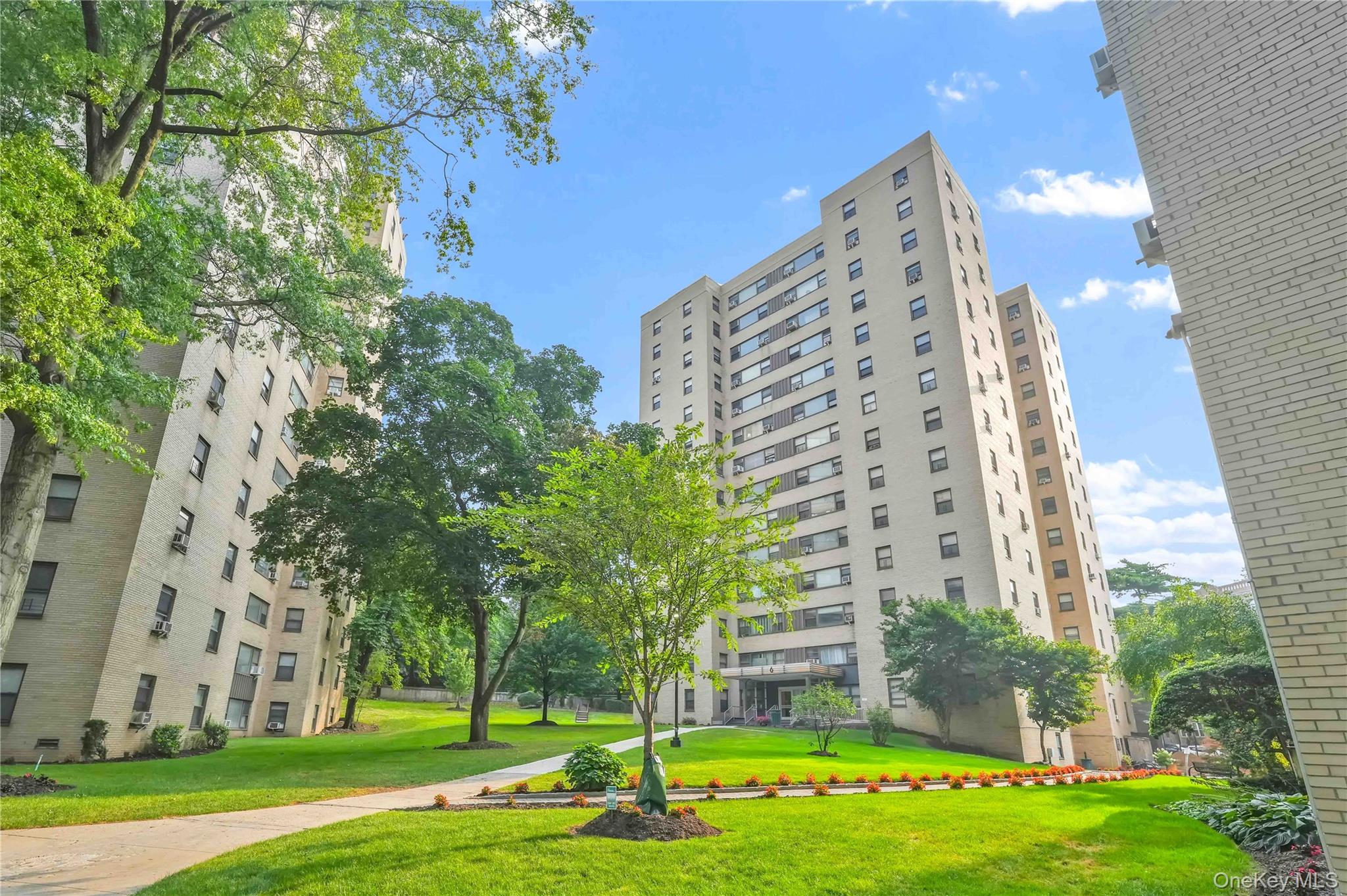 6 Fordham Hill Oval Unit 11G, Bronx NY 10468
