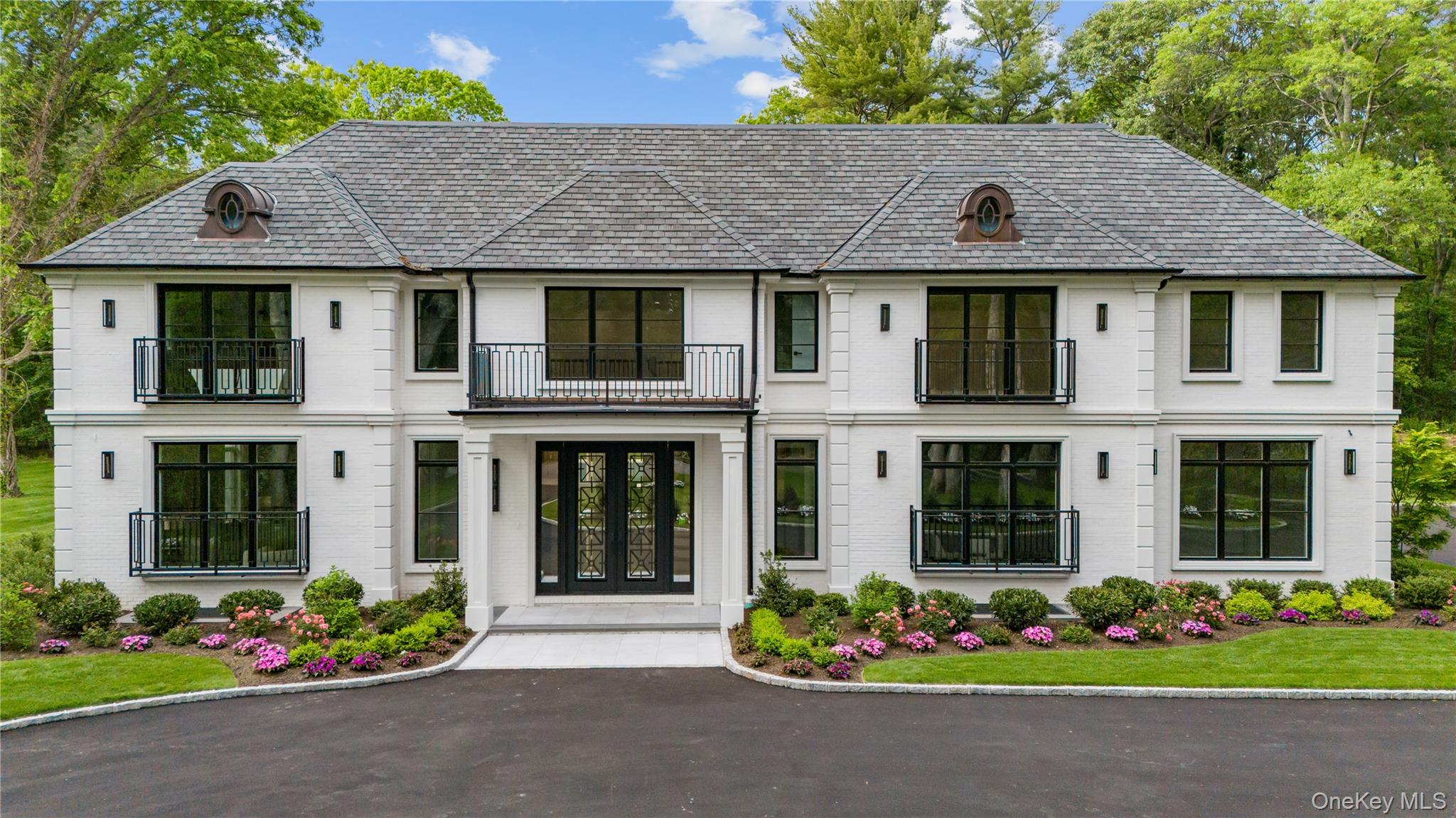 12 Quaker Ridge Drive, Brookville NY 11545