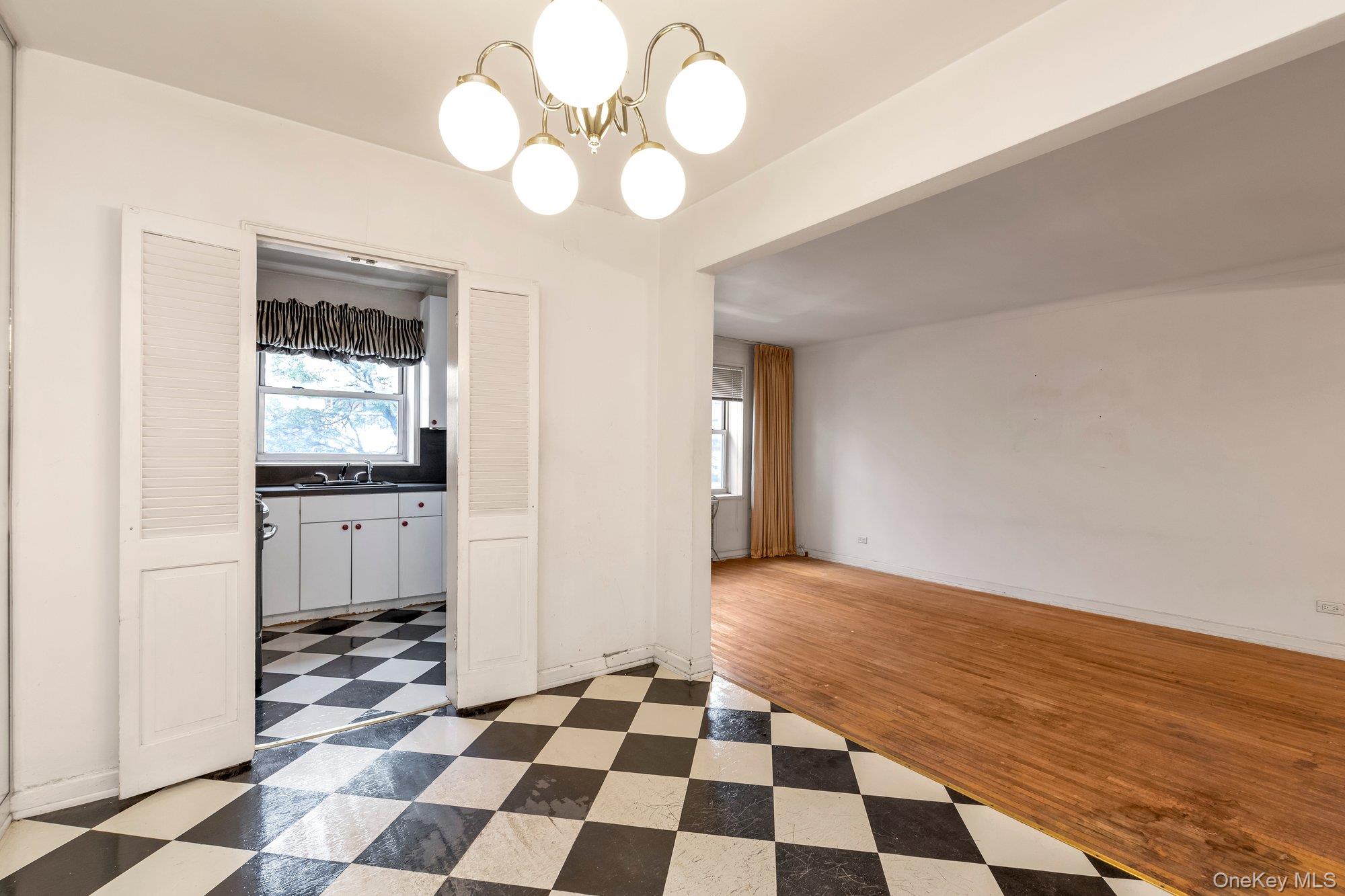 68-61 Yellowstone Boulevard Unit 519, Forest Hills NY 11375
