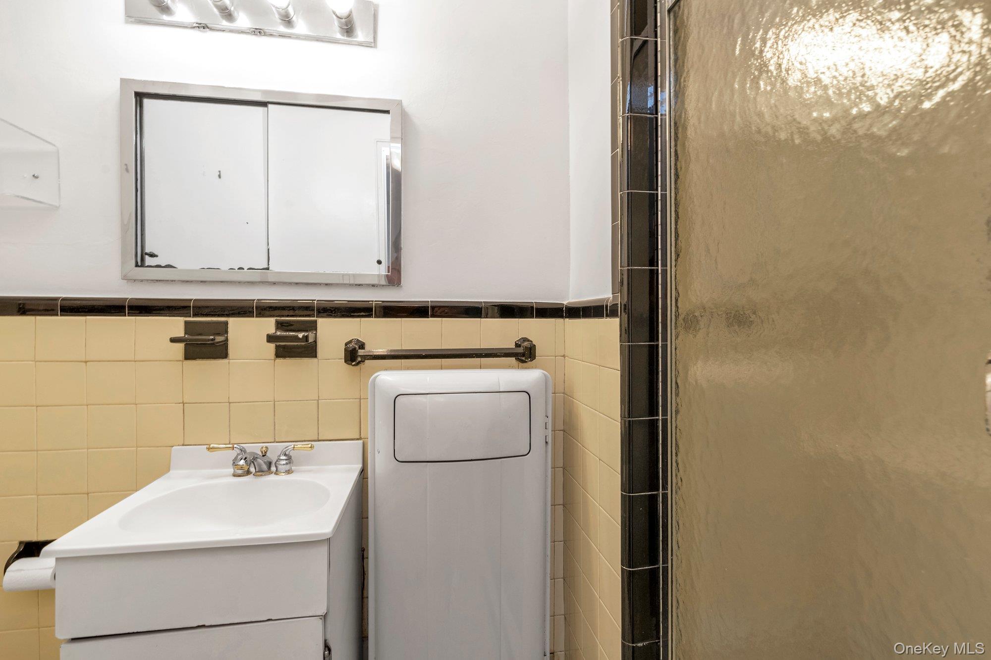 68-61 Yellowstone Boulevard Unit 519, Forest Hills NY 11375