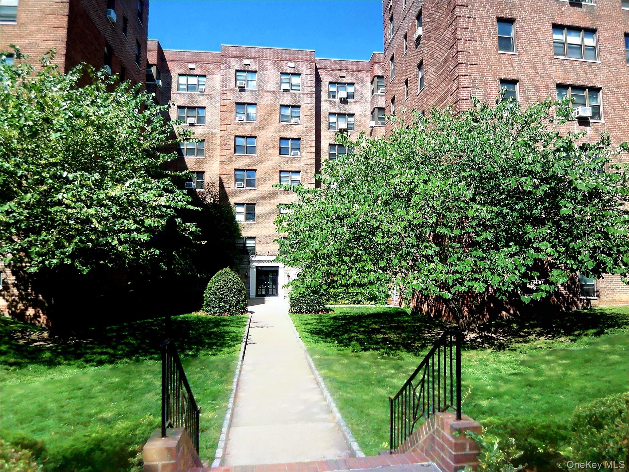 485 E Lincoln Avenue Unit 105, Mount Vernon NY 10552