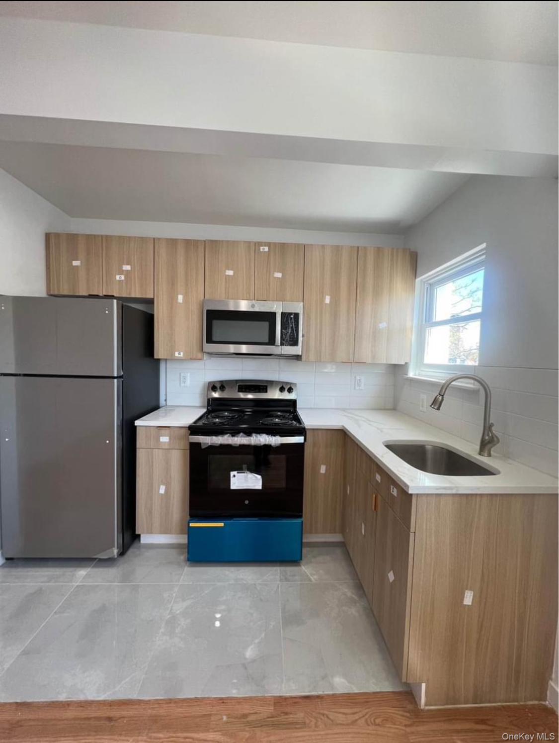 718 Rosedale Avenue, Bronx NY 10473