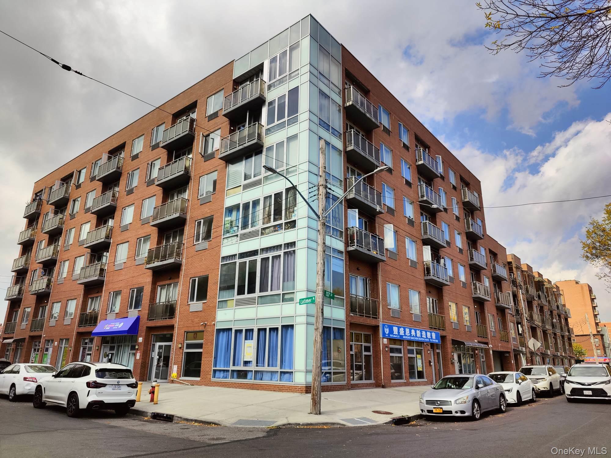 13621 Latimer Place Unit 3K, Flushing NY 11354