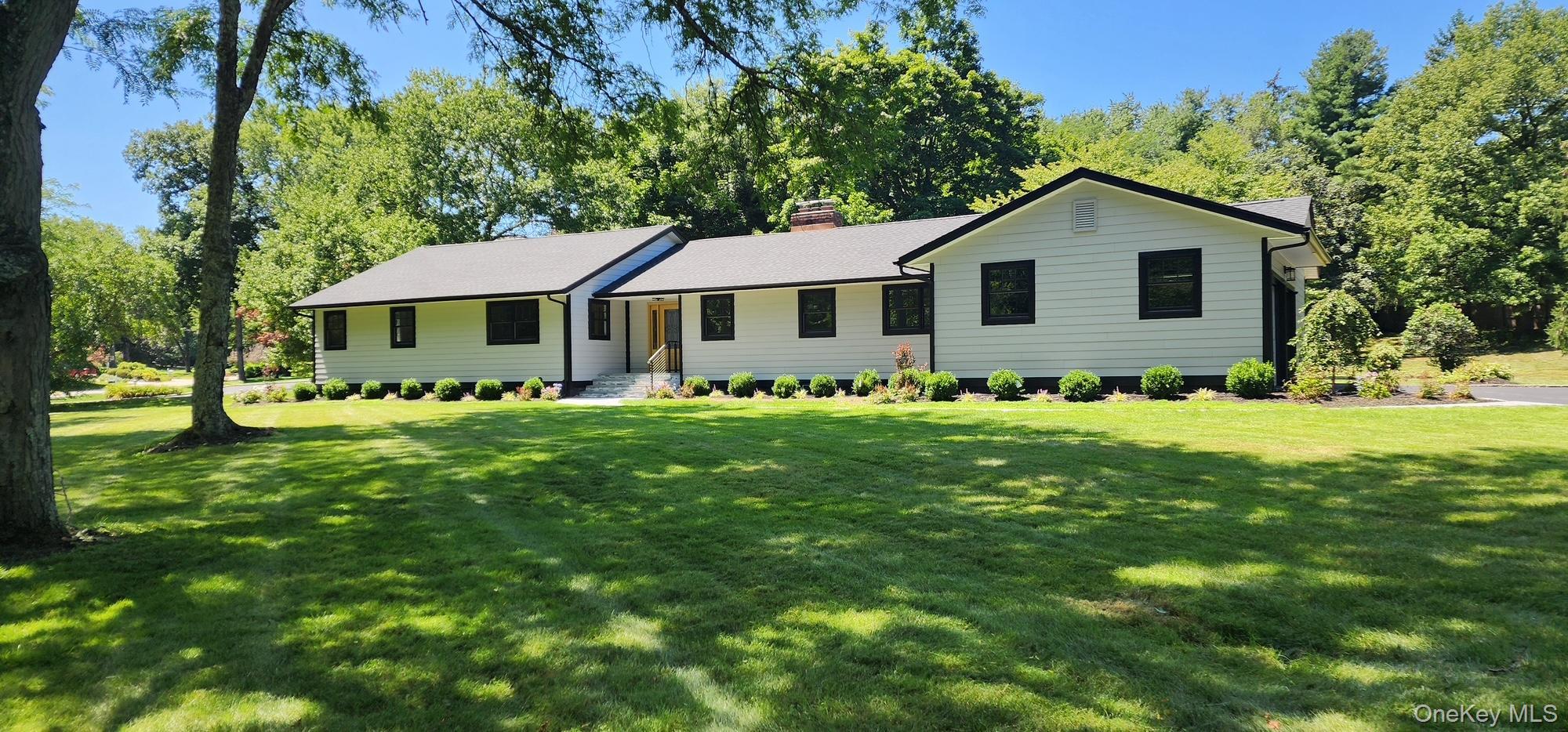 19 MICHAELS Lane, Old Brookville NY 11545
