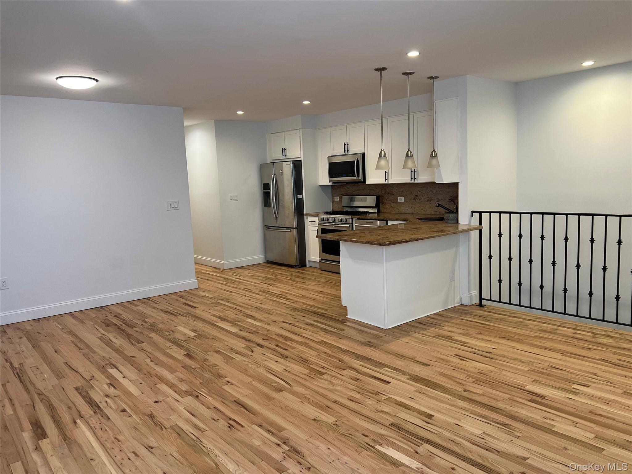 10008 Shore Front Parkway Unit 20A, Rockaway Park NY 11694