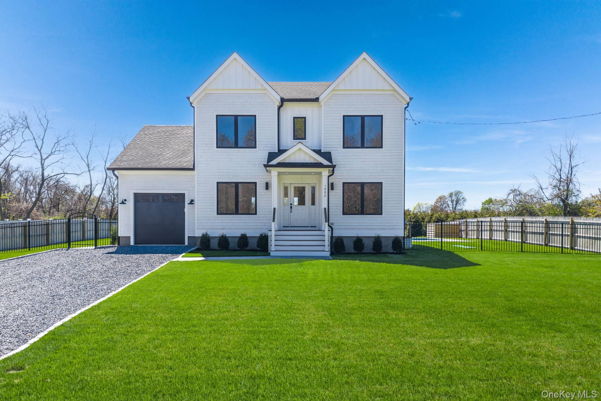 1900 Gillette Drive, East Marion NY 11939
