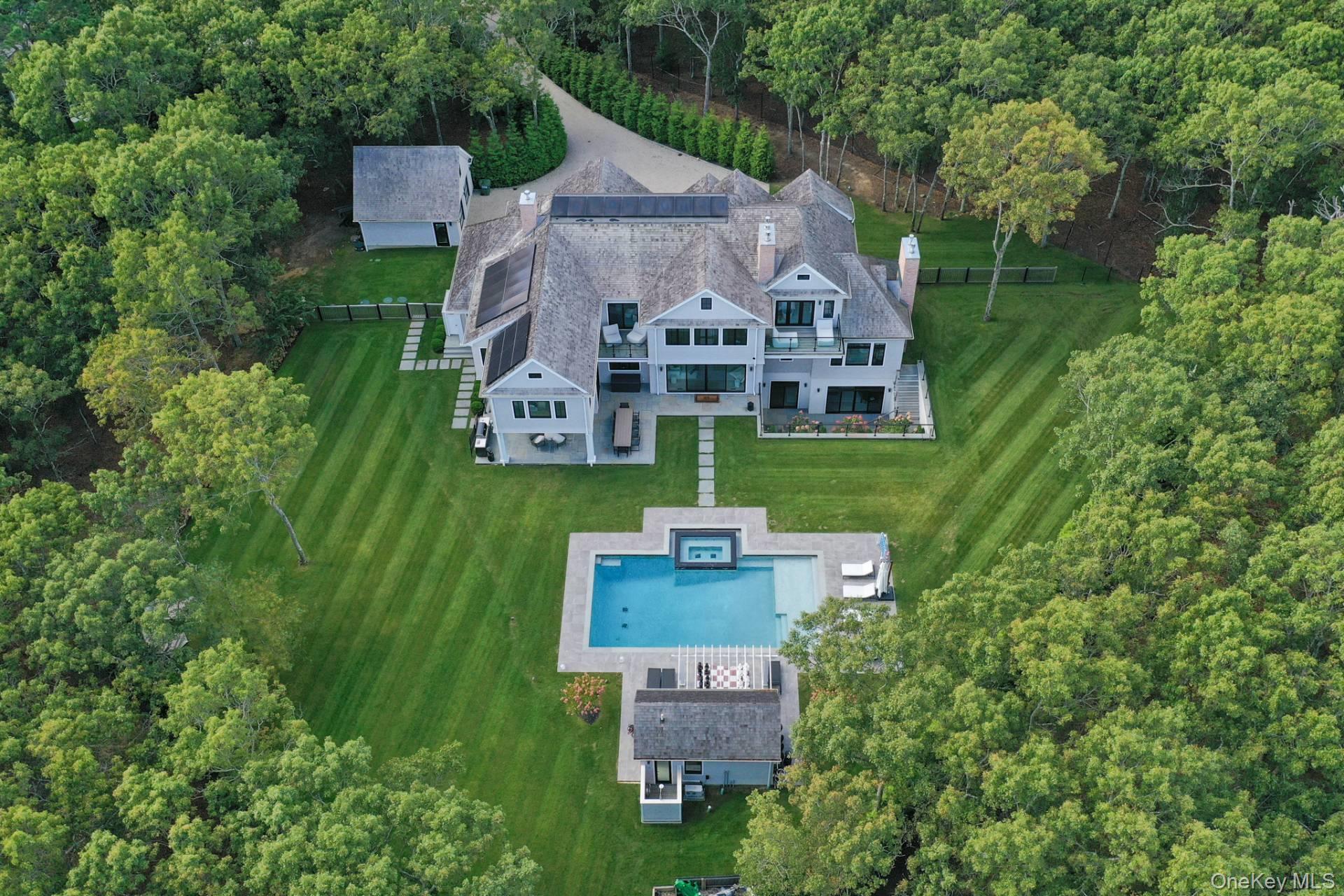 23 Peach Farm Lane, East Hampton NY 11937