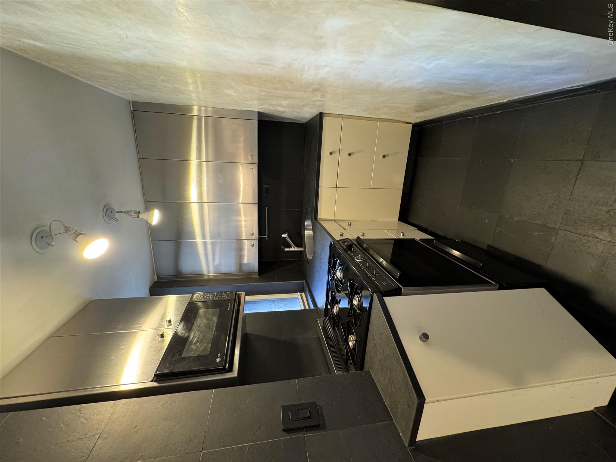 333 E 53rd Street Unit 5C, Manhattan NY 10022