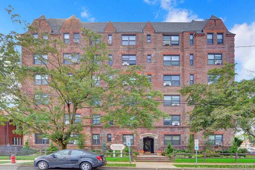 141 Woodmere Boulevard Unit 6E, Woodmere NY 11598