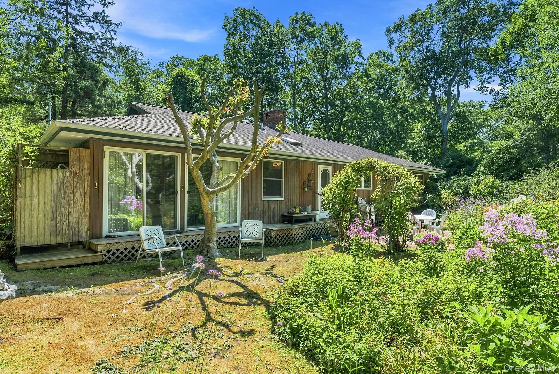 50 Barnes Hole Road, East Hampton NY 11937