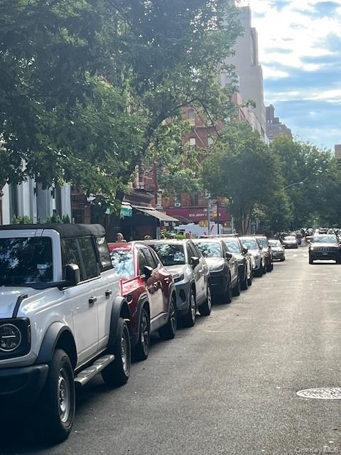 330 E 83 Street Unit 2J, Manhattan NY 10028