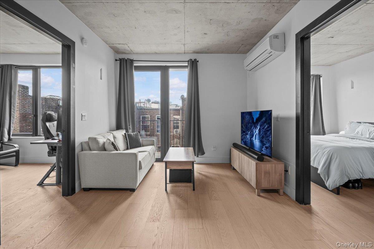 458 E 25th St Unit 305, Brooklyn NY 11226