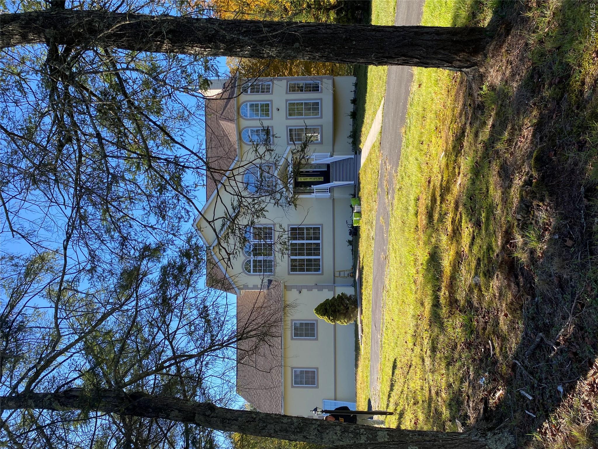 44 Roslyn Ridge Road, White Lake NY 12762