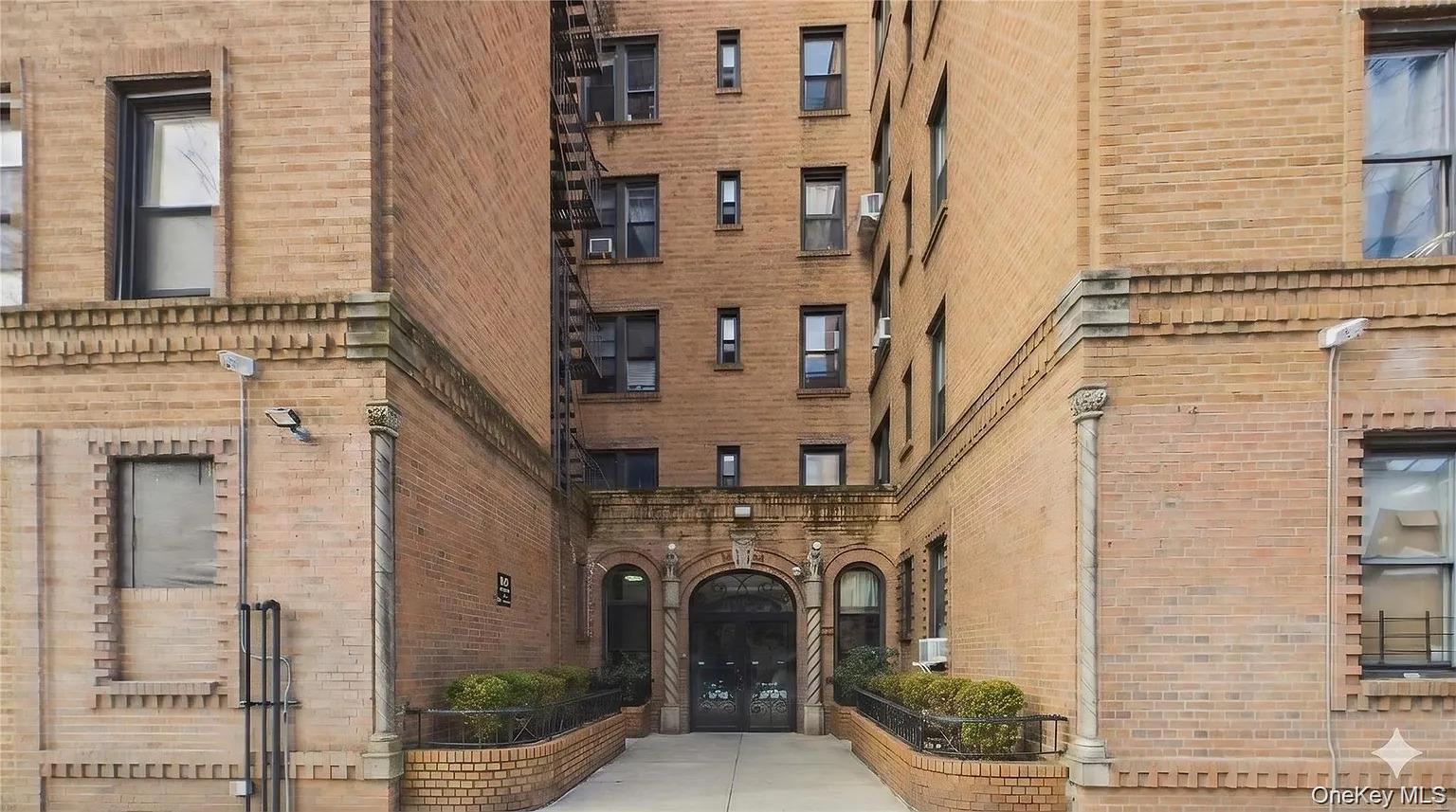 35-64 89th Street, Jackson Heights NY 11372