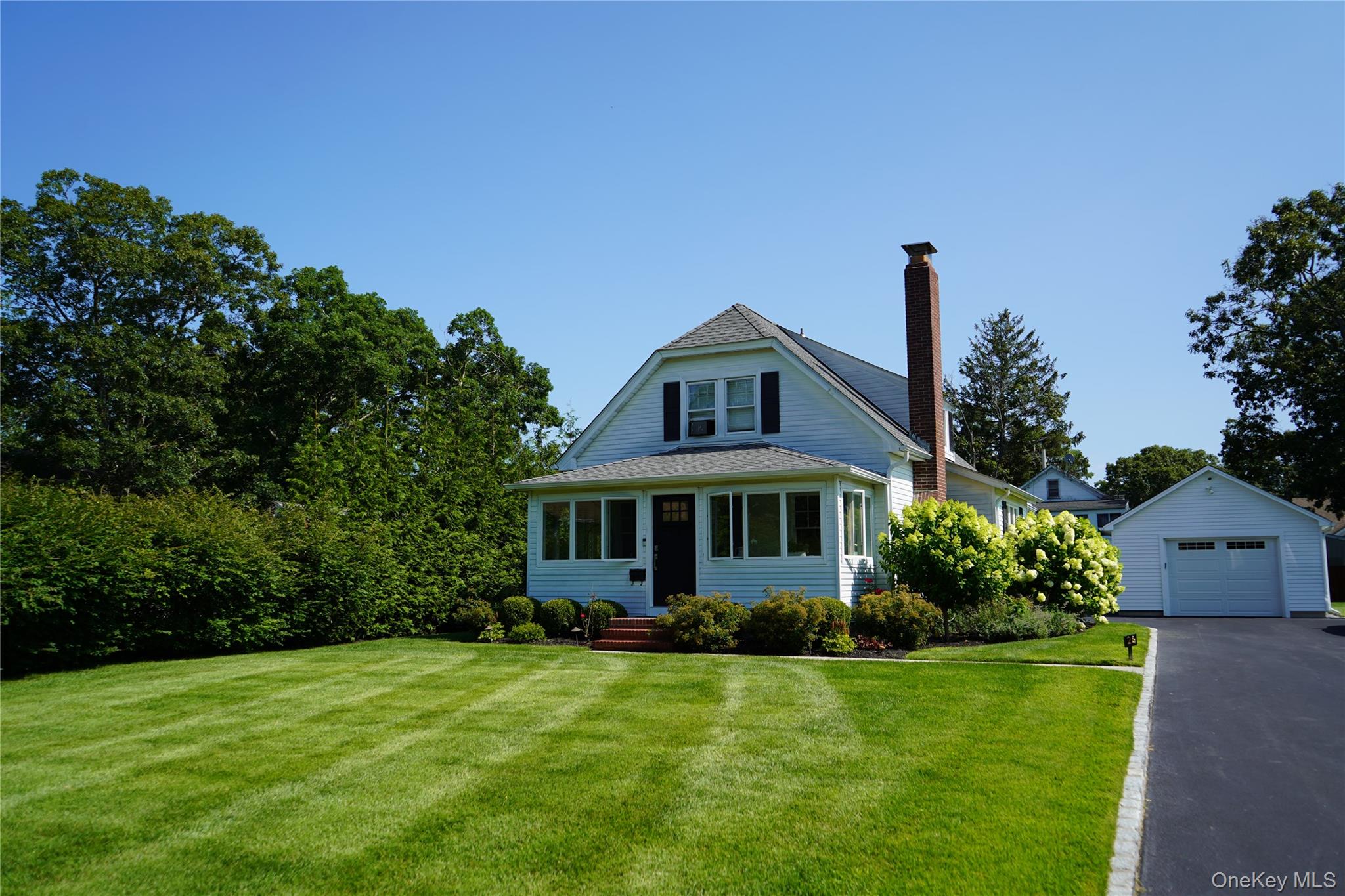 24 Pegs Lane, Riverhead NY 11901