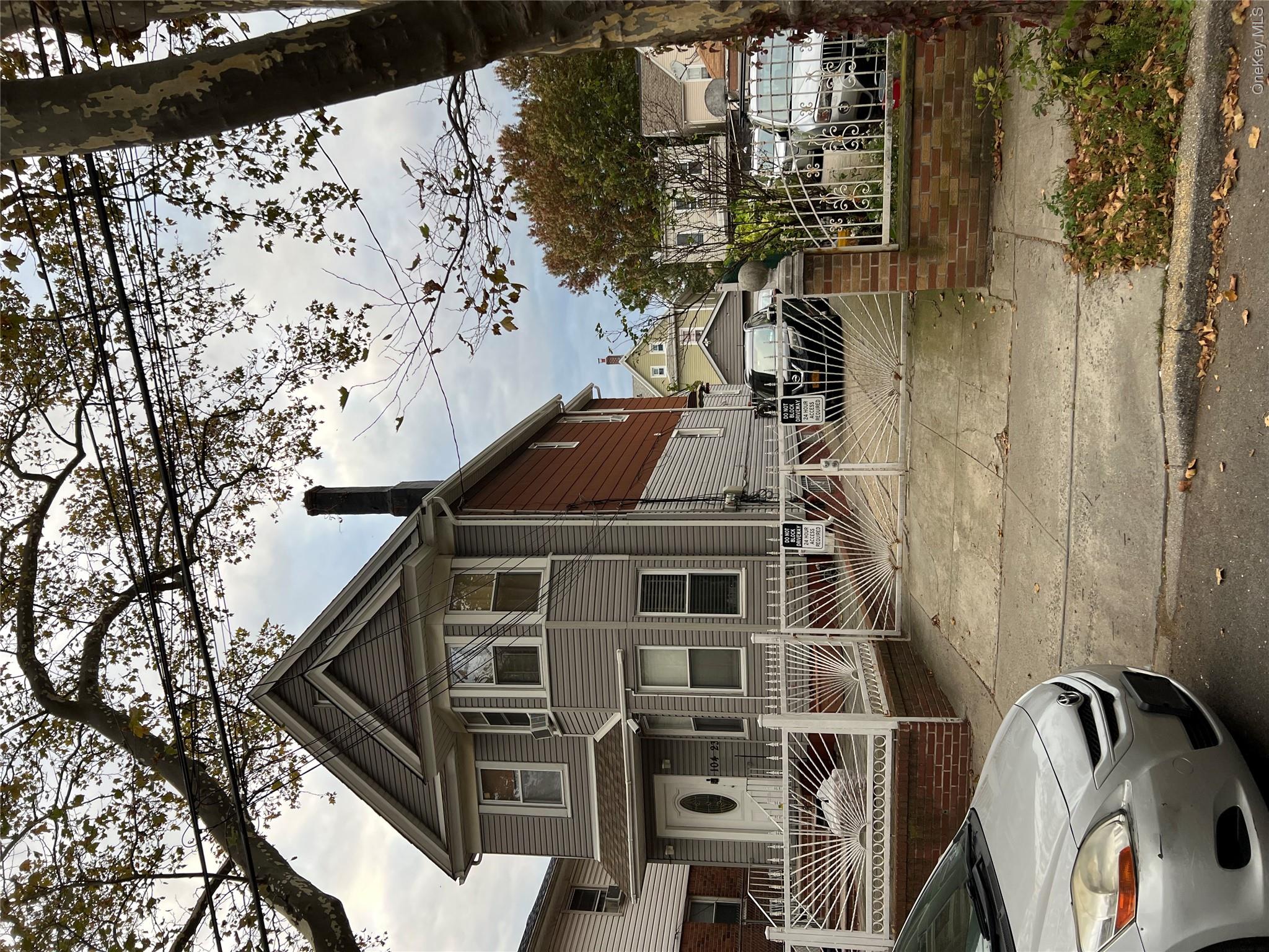 10423 90th Avenue, Richmond Hill NY 11418