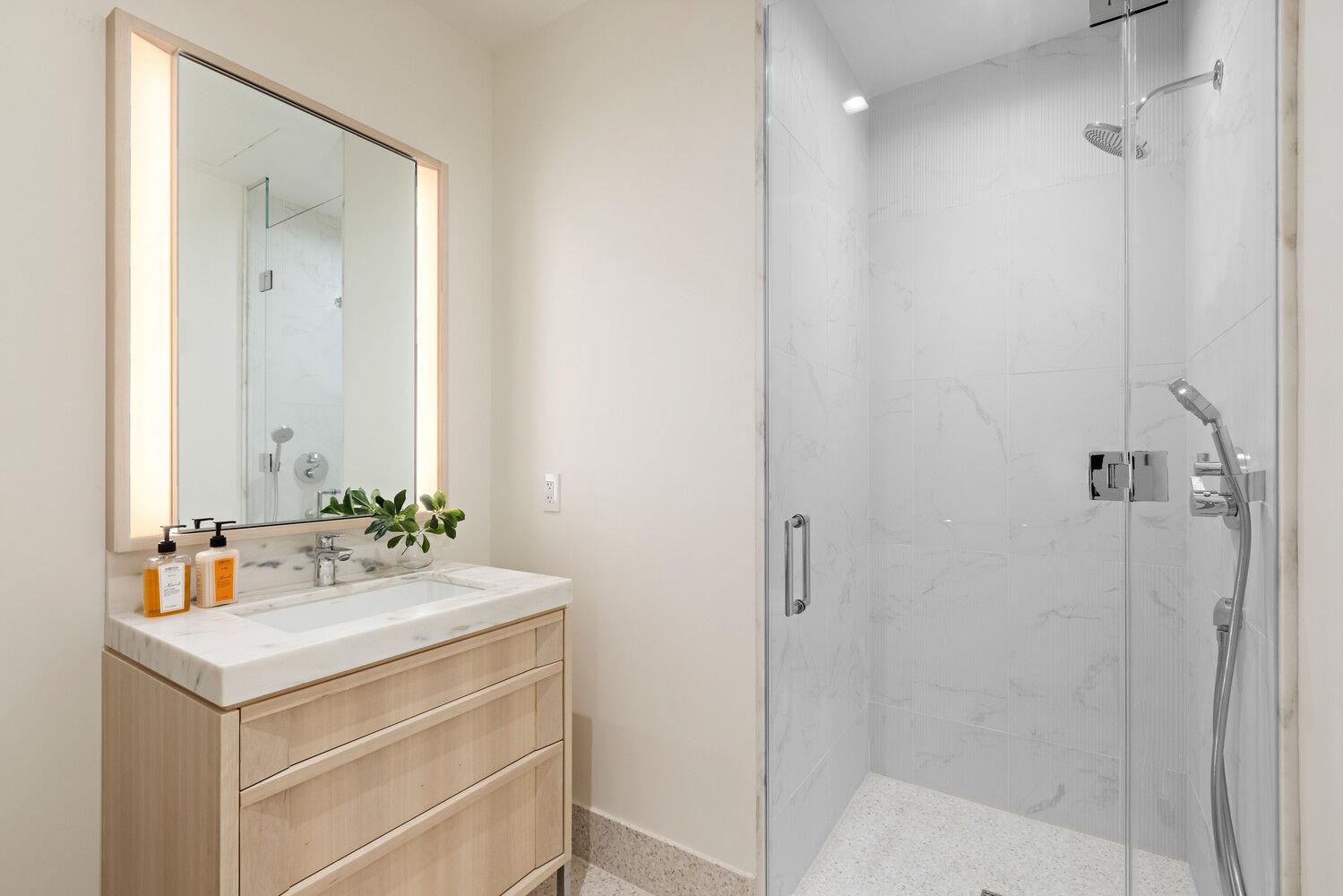 212 93RD Street Unit 11, Manhattan NY 10025