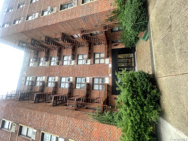 2165 Matthews Avenue Unit 4F, Bronx NY 10462