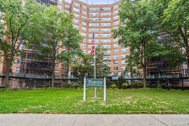61-20 Grand Central Parkway Unit A900, Forest Hills NY 11375